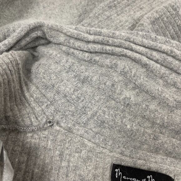 Mercer & Madison Women's Cardigan Sweater Medium Light Gray Angora Blend LS - Picture 10 of 11